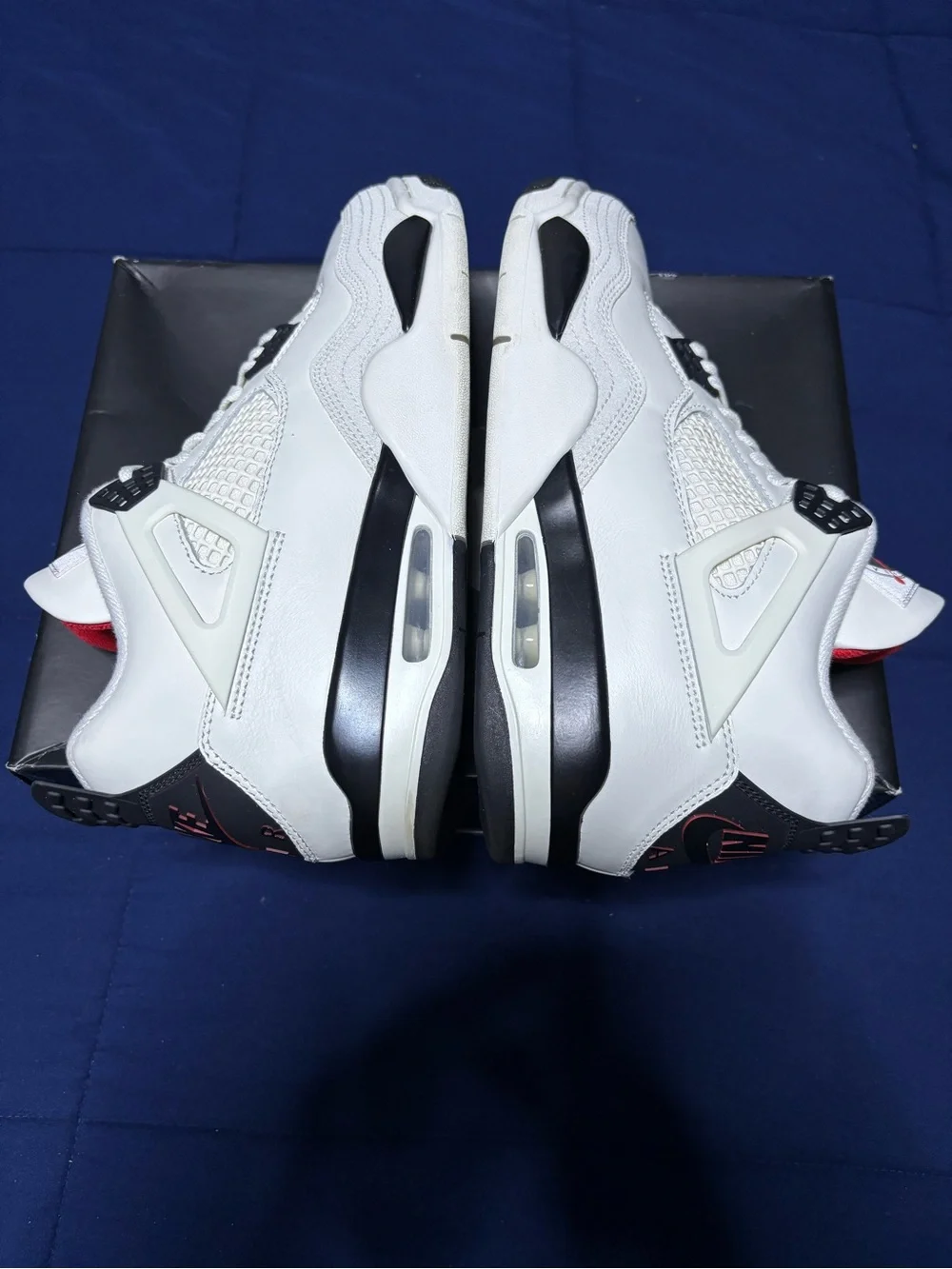 Jordan 4 Retro Flight Club 2026 Size 11